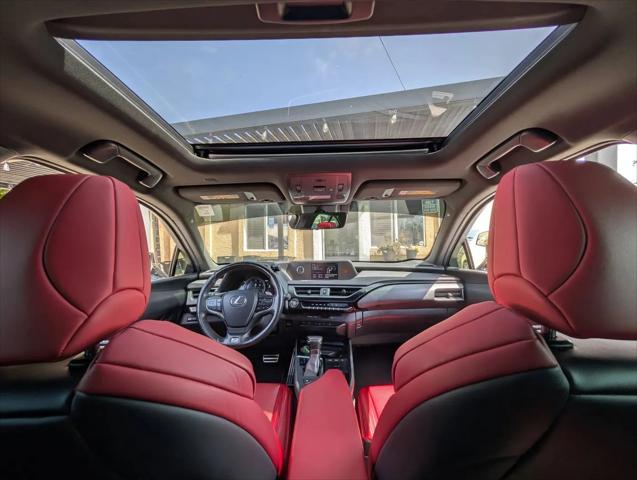 2019 Lexus UX 200 F SPORT