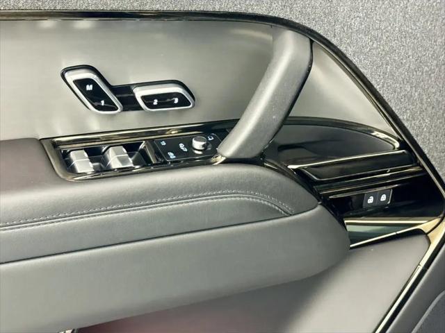 2024 Land Rover Range Rover Sport SE