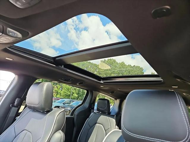 2027 Chrysler Pacifica Limited