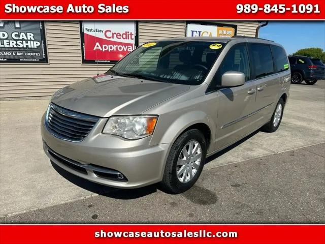 2014 Chrysler Town & Country Touring for sale in Chesaning, MI