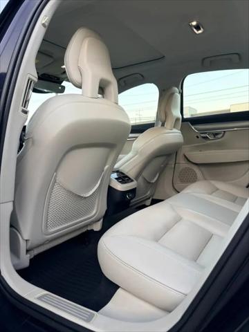 2017 Volvo S90 T6 Momentum