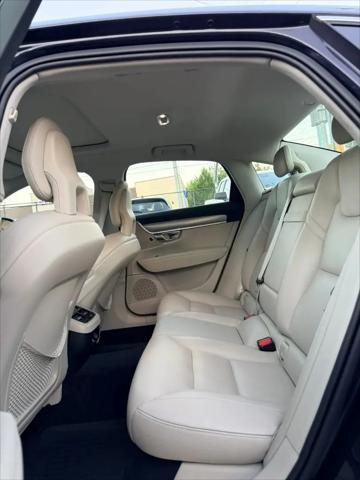 2017 Volvo S90 T6 Momentum