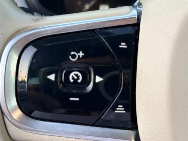 2017 Volvo S90 T6 Momentum