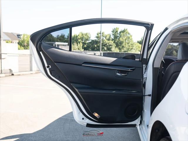 2015 Lexus ES 350 Crafted Line