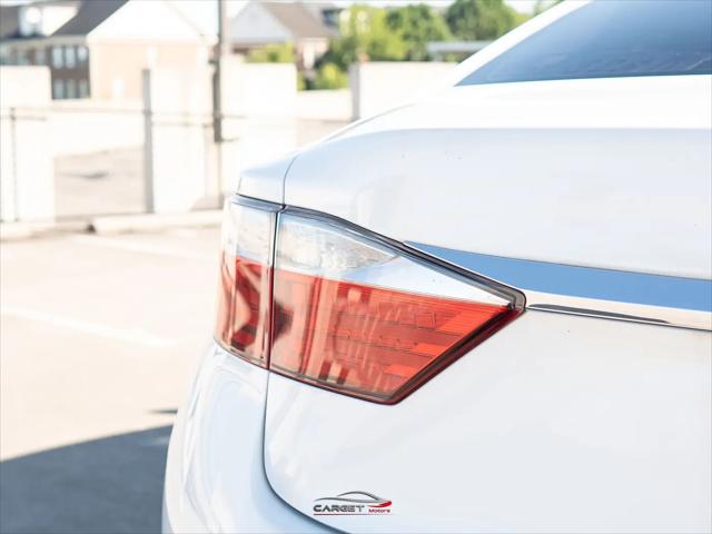 2015 Lexus ES 350 Crafted Line