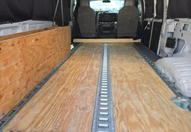 2013 Ford E-350 Super Duty Recreational