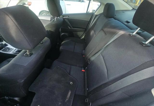 2011 Mazda Mazda3 i Touring
