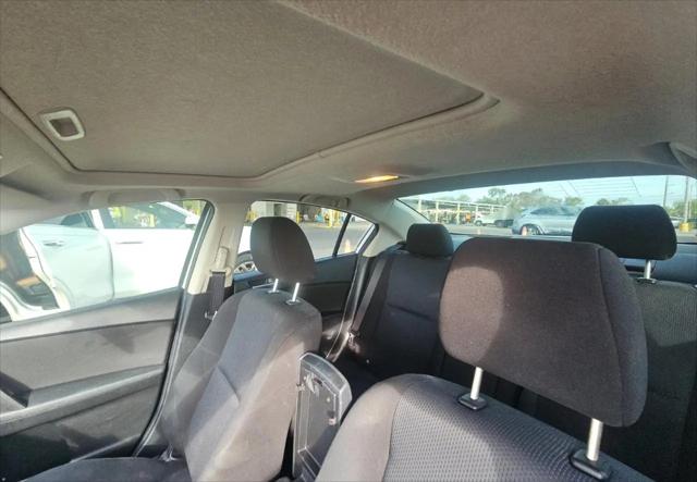 2011 Mazda Mazda3 i Touring