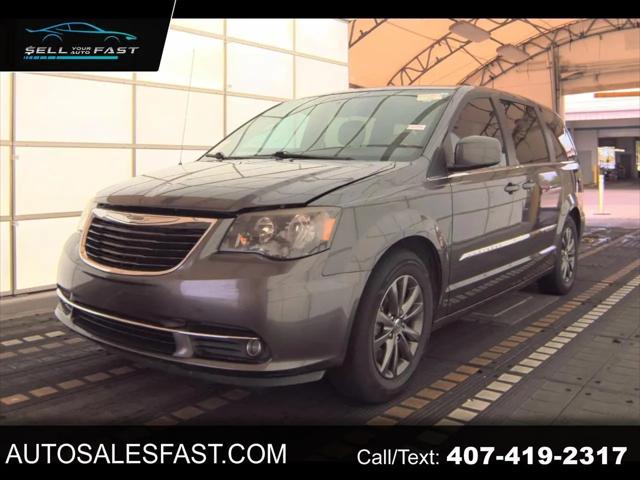2015 Chrysler Town & Country S for sale in Orlando, FL