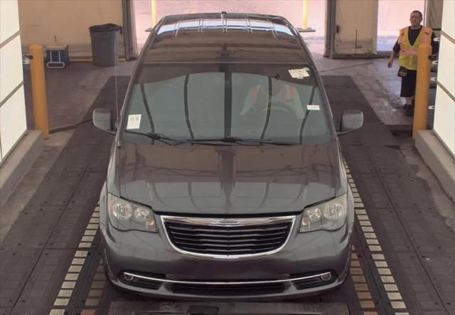 2015 Chrysler Town & Country S