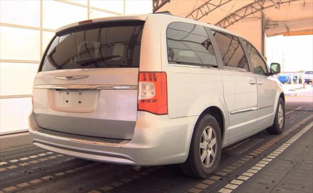 2011 Chrysler Town & Country Touring