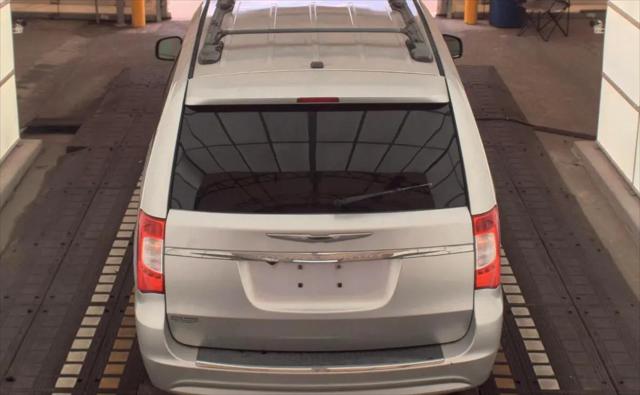 2011 Chrysler Town & Country Touring