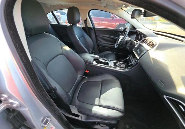 2017 Jaguar XE 35t Premium
