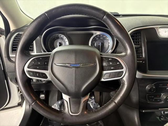 2019 Chrysler 300 Touring