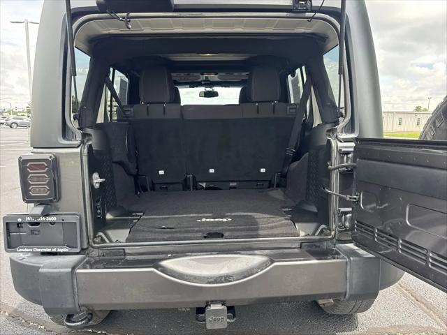 2017 Jeep Wrangler Unlimited Sahara 4x4