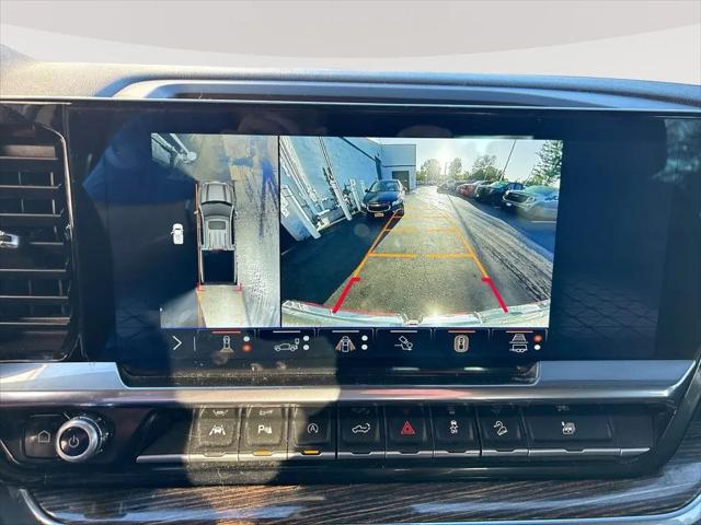 2024 GMC Sierra 1500 4WD Crew Cab Short Box Elevation with 3SB
