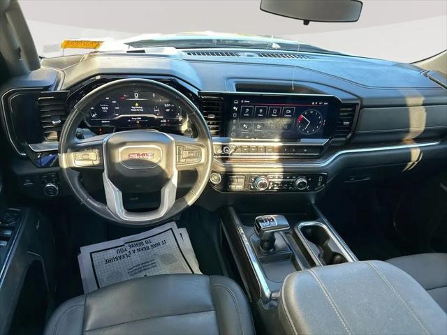 2024 GMC Sierra 1500 4WD Crew Cab Short Box Elevation with 3SB