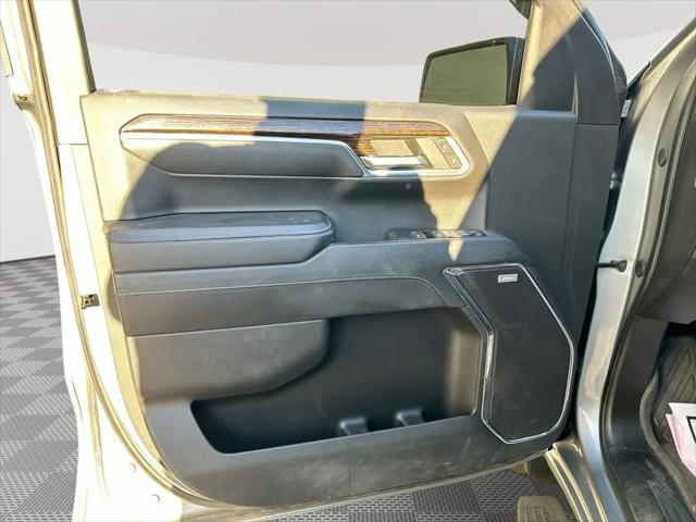 2024 GMC Sierra 1500 4WD Crew Cab Short Box Elevation with 3SB