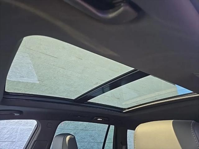 2024 Cadillac XT6 AWD Premium Luxury