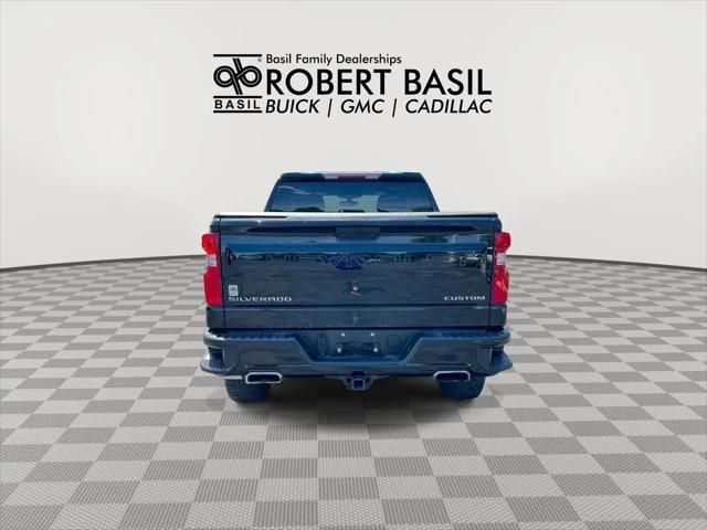 2021 Chevrolet Silverado 1500 4WD Crew Cab Short Bed Custom Trail Boss