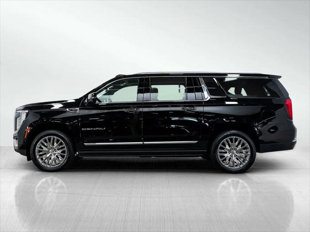 2025 GMC Yukon XL Denali 4WD