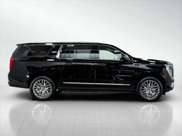 2025 GMC Yukon XL Denali 4WD