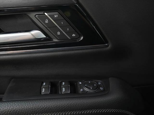 2025 GMC Yukon XL Denali 4WD