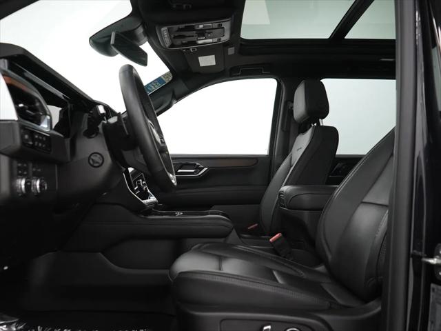 2025 GMC Yukon XL Denali 4WD