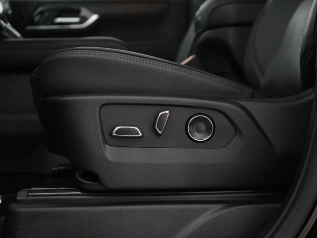 2025 GMC Yukon XL Denali 4WD