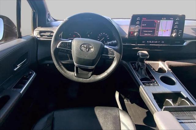 2024 Toyota Sienna Woodland Edition