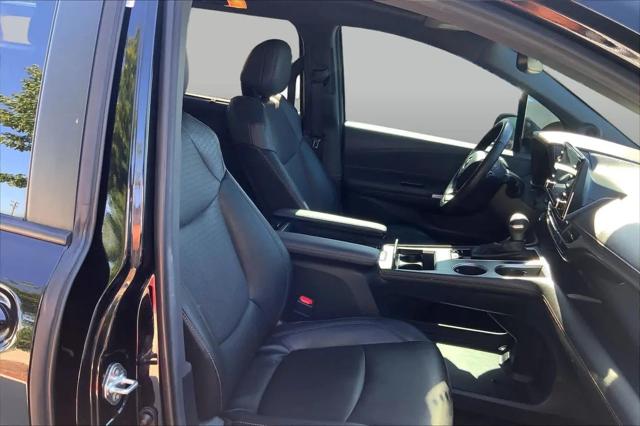 2024 Toyota Sienna Woodland Edition