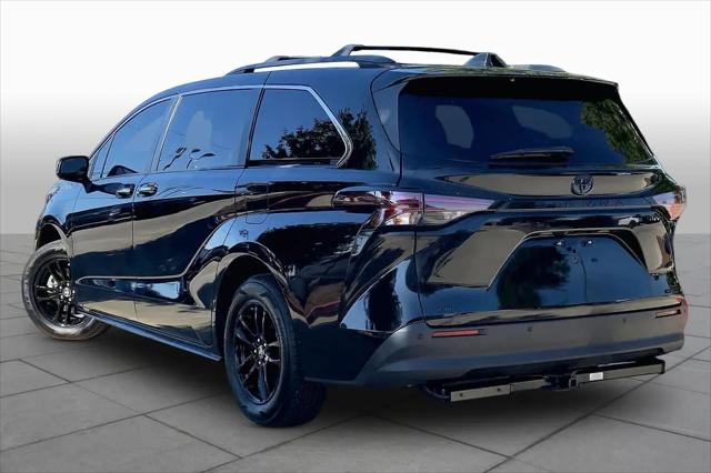 2024 Toyota Sienna Woodland Edition