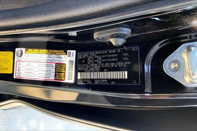 2024 Toyota Sienna Woodland Edition