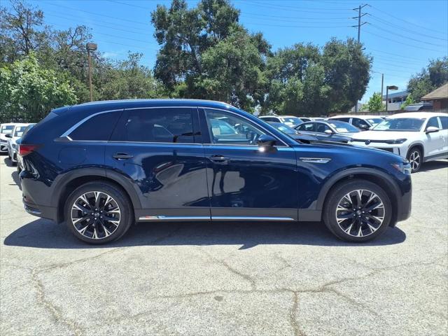 2024 Mazda X-90 Premium Plus