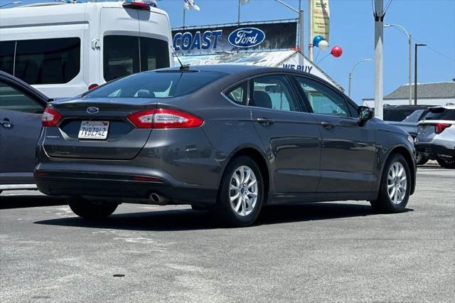 2016 Ford Fusion S