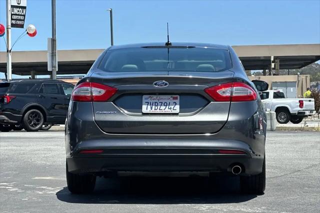 2016 Ford Fusion S