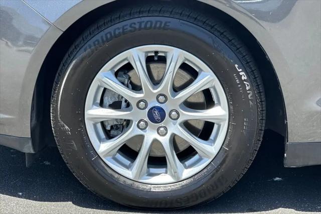 2016 Ford Fusion S