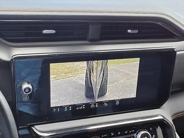 2023 GMC Sierra 1500 4WD Crew Cab Short Box AT4