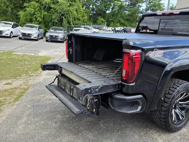 2023 GMC Sierra 1500 4WD Crew Cab Short Box AT4