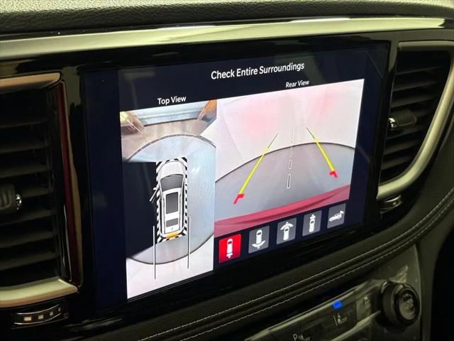 2027 Chrysler Pacifica Limited