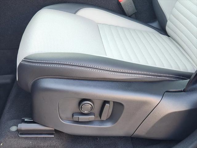 2025 Land Rover Discovery Sport Dynamic SE