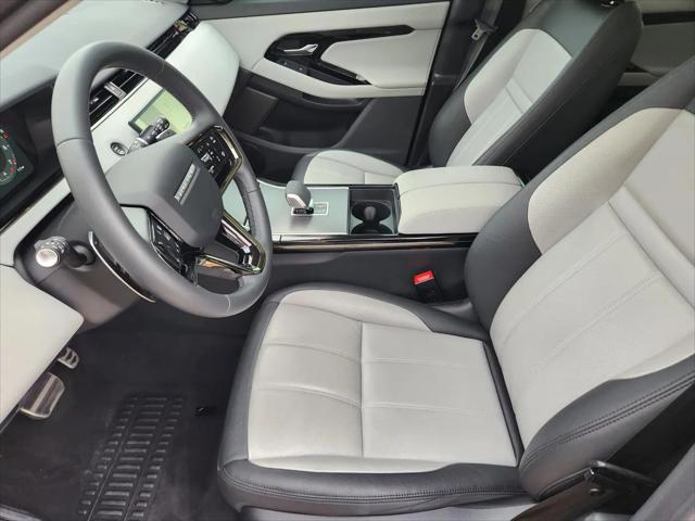 2025 Land Rover Range Rover Evoque Dynamic SE