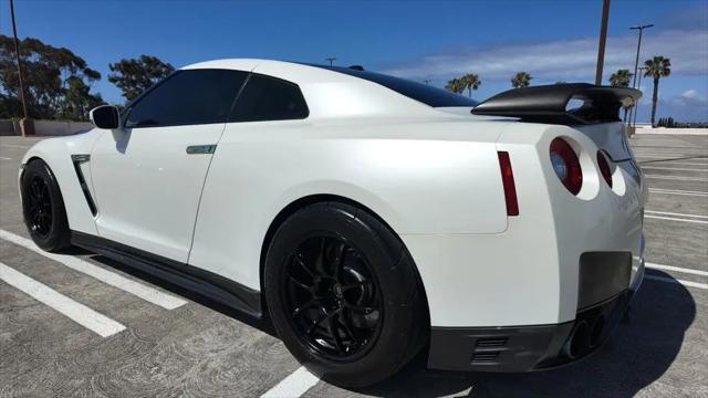2013 Nissan GT-R Black Edition