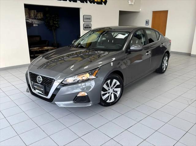 2022 Nissan Altima S FWD