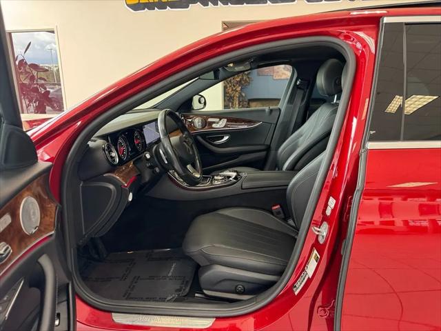 2017 Mercedes-Benz E-CLASS E 300 E 300