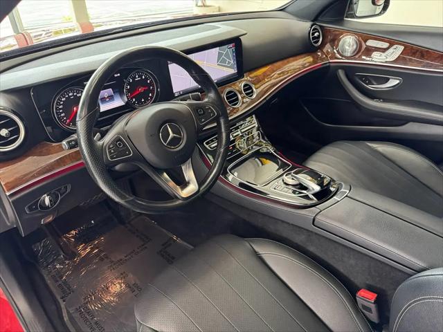 2017 Mercedes-Benz E-CLASS E 300 E 300