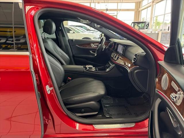 2017 Mercedes-Benz E-CLASS E 300 E 300