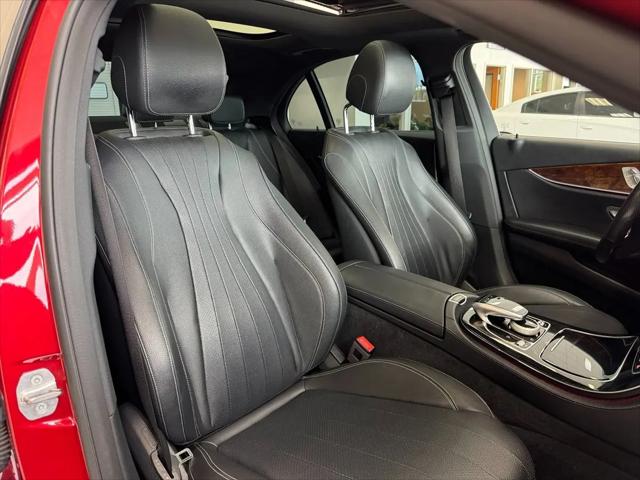 2017 Mercedes-Benz E-CLASS E 300 E 300