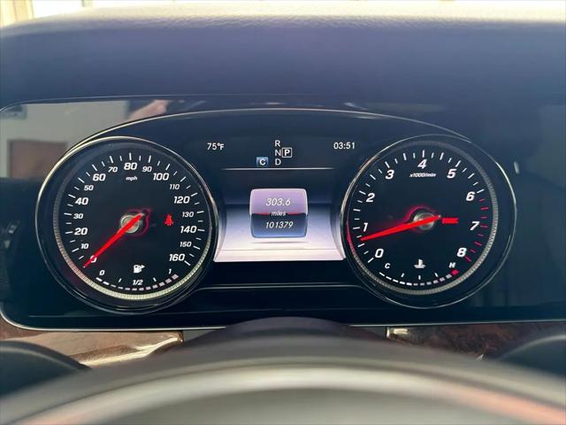 2017 Mercedes-Benz E-CLASS E 300 E 300
