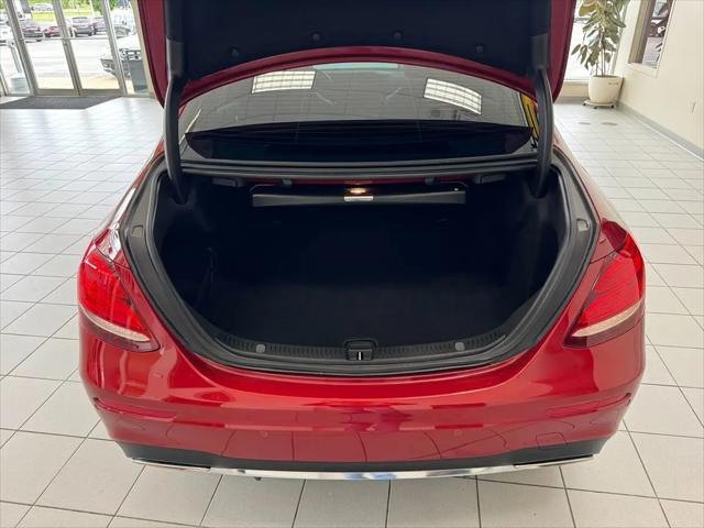 2017 Mercedes-Benz E-CLASS E 300 E 300